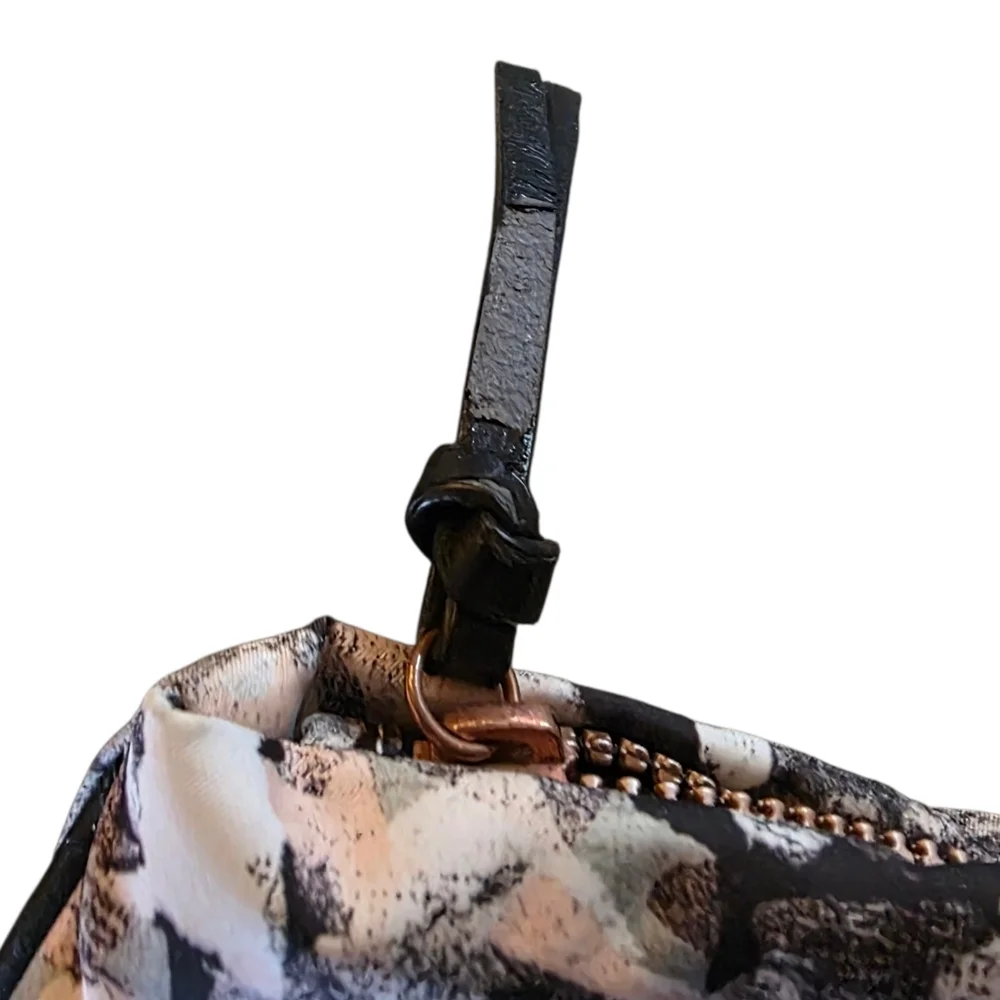 Lululemon Athletica Traveling Rucksack Yogini Backpack Mystic Jungle 1Q